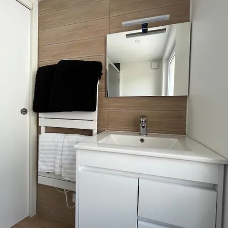 Holiday home Maison De Charme Avec Jacuzzi - Bretagne /